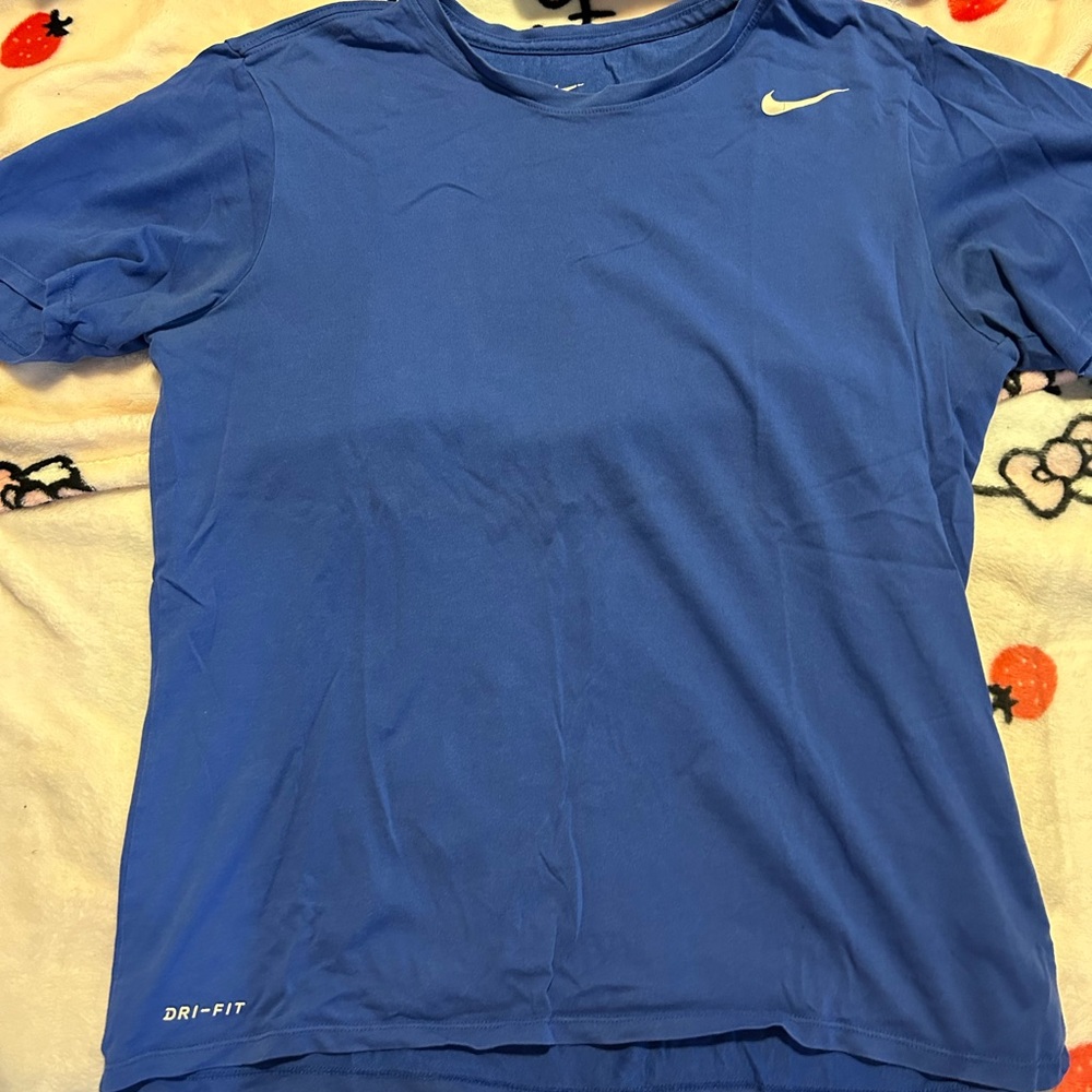 Nike tshirt